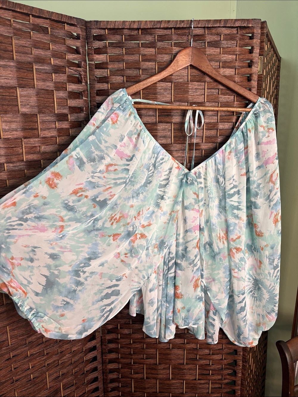 Gorgeous Flowy V-Neck Women's Top in Pastel Tie-Dye
